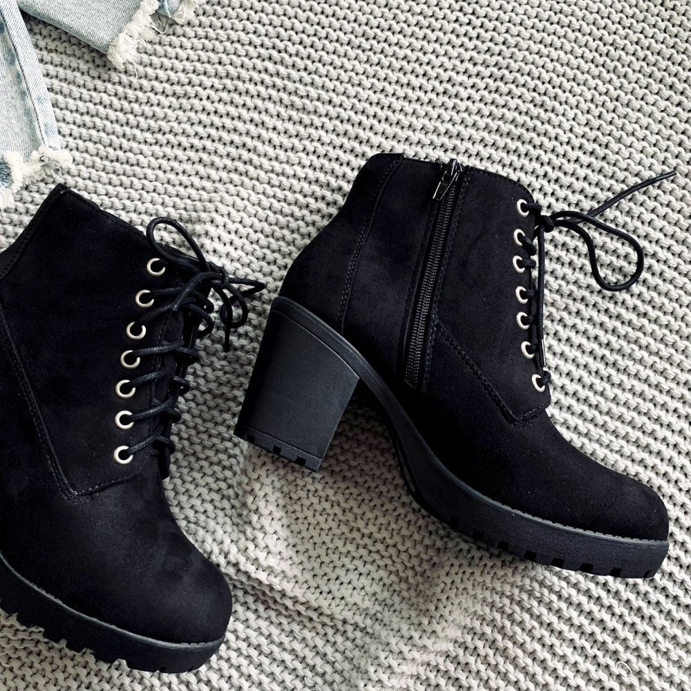 Soda Black Suede Lace-Up Chunky Heel Ankle Booties - Picture 5 of 8
